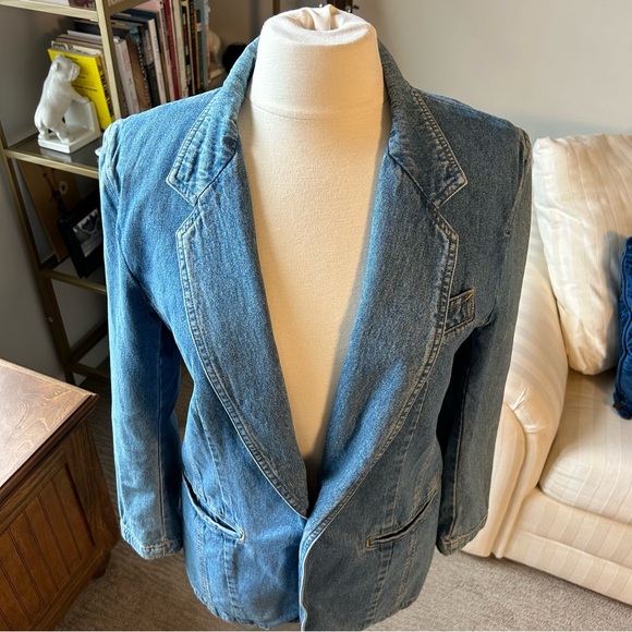 Vintage 80’s/90’s Liz Wear Faded Denim Blazer - Picture 5 of 12